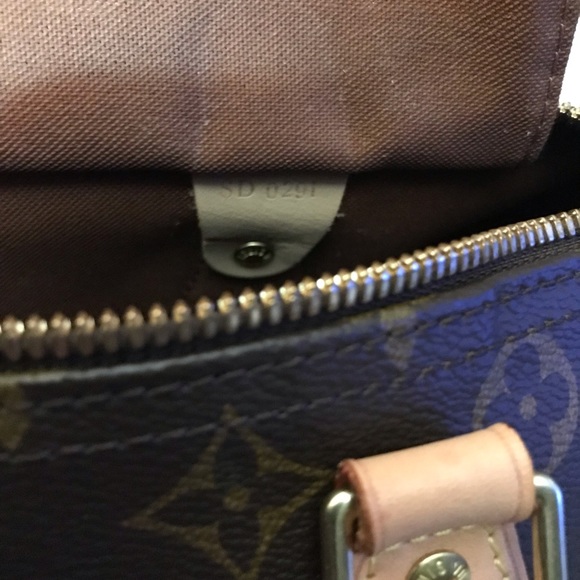 S🚫LD!!! AUTHENTIC “LIKE NEW” LOUIS VUITTON SPEEDY MONOGRAM BANDOULIÈRE 30 - Picture 5 of 15
